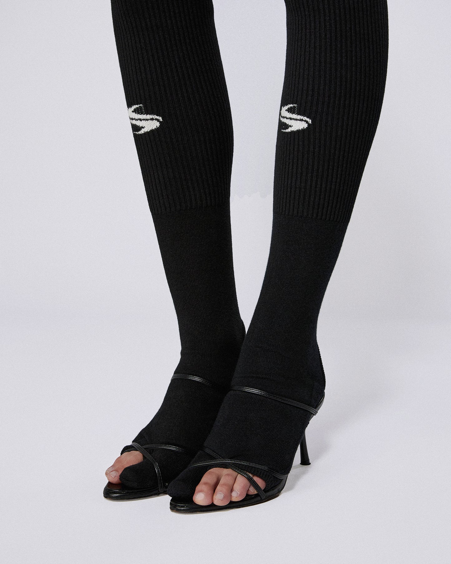 TABI SPORTS SOCKS LONG BLACK