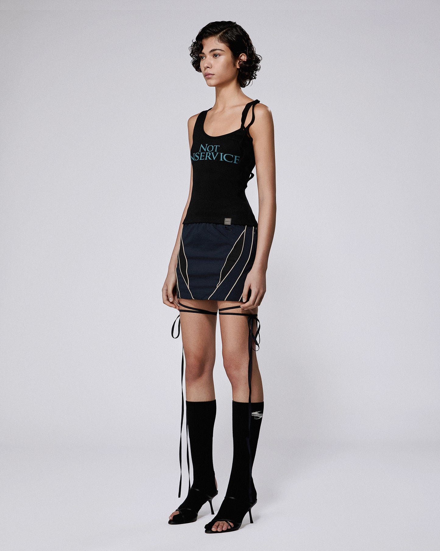 STRAP VEST BLACK