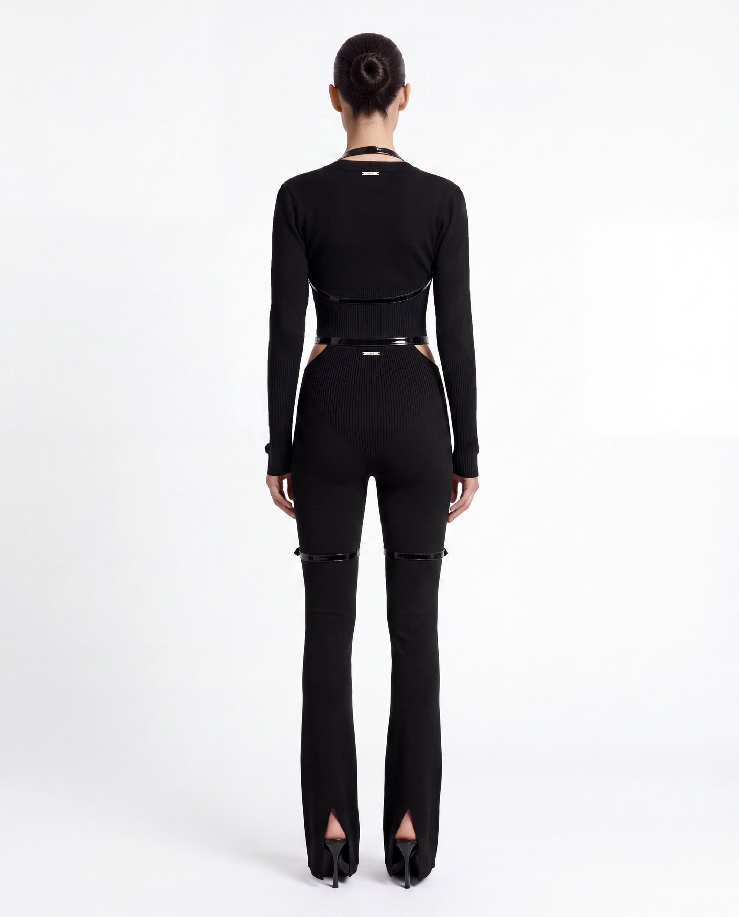 NOCTURNE KNIT PANTS & PATENT LEATHER BELT BLACK