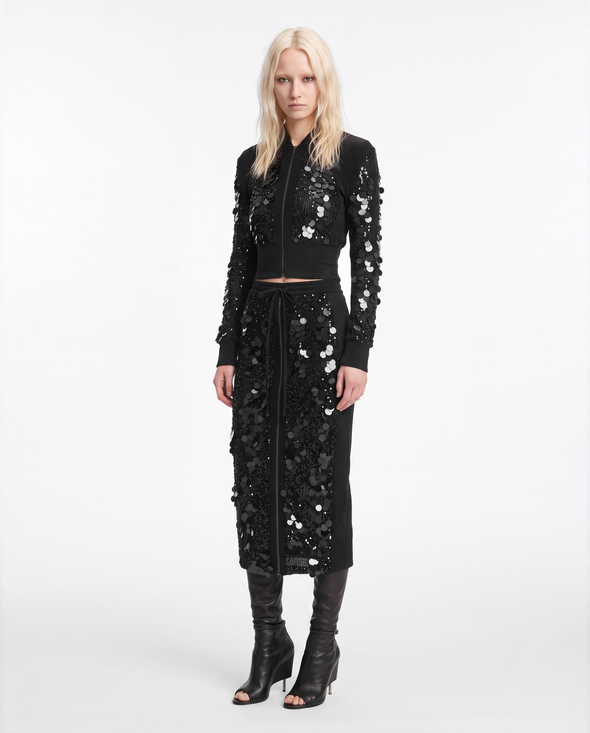 SEQUIN ZIPPED LONGSLEEVE BLACK