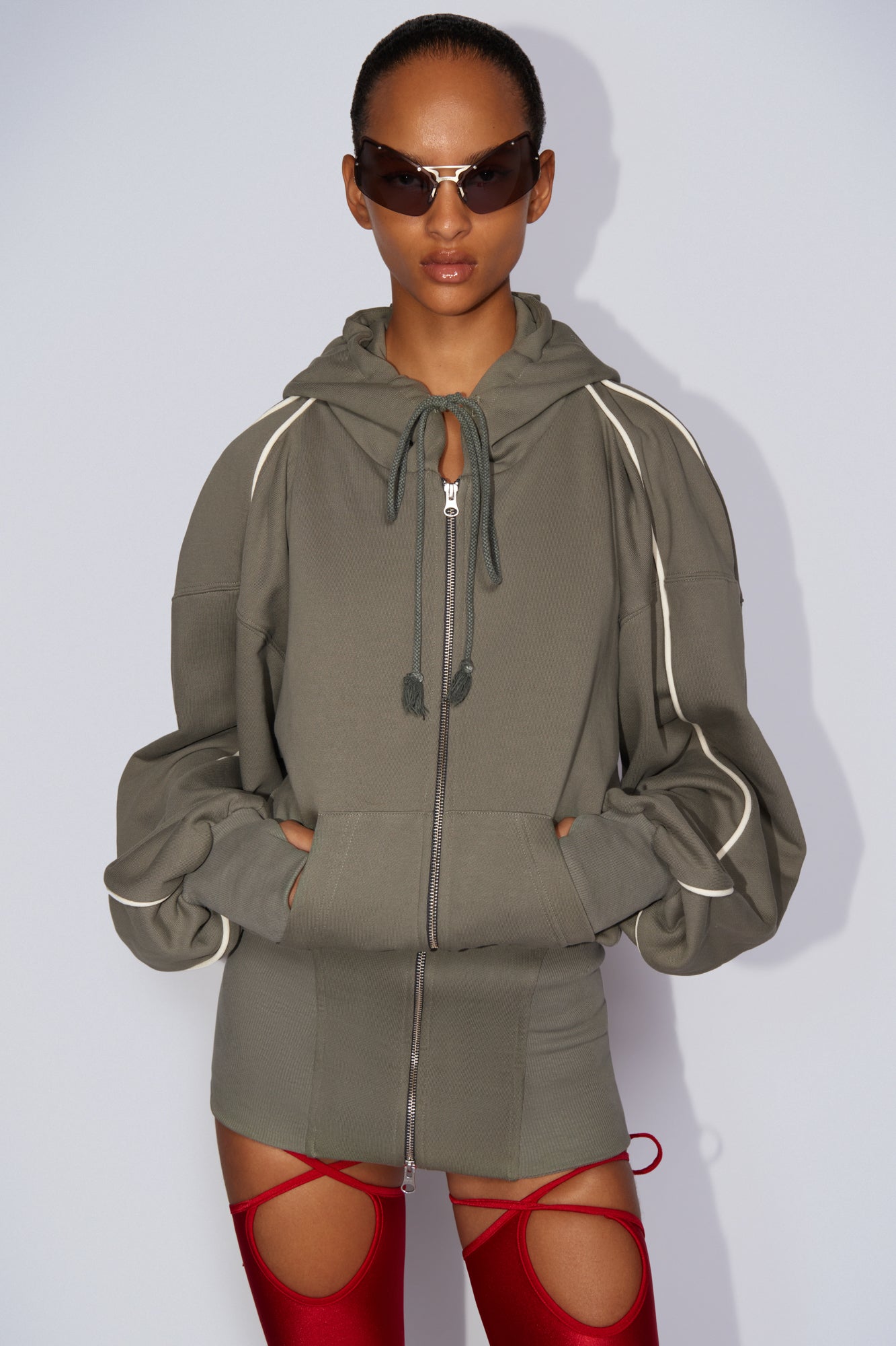 SERVICE HOODIE DRESS SAGE